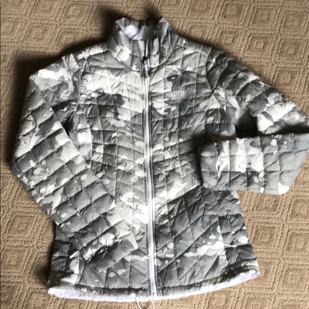 Northface thin puffer jacket